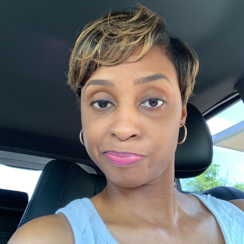 Meet your Posher, Tiffaney